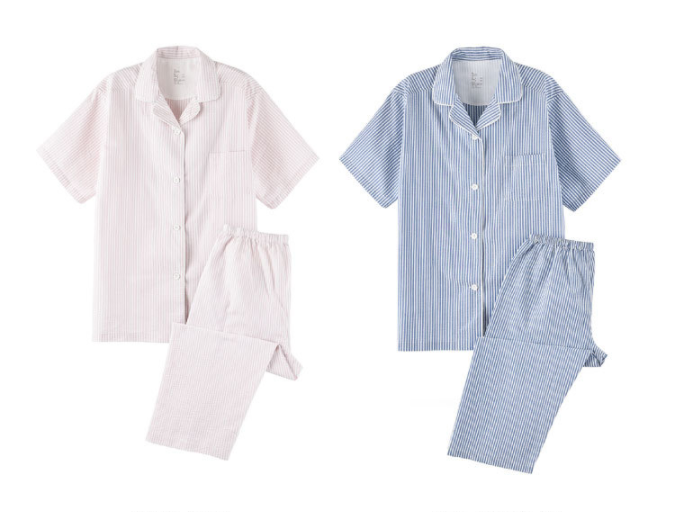 Short sleeved seersucker pyjamas without side seam